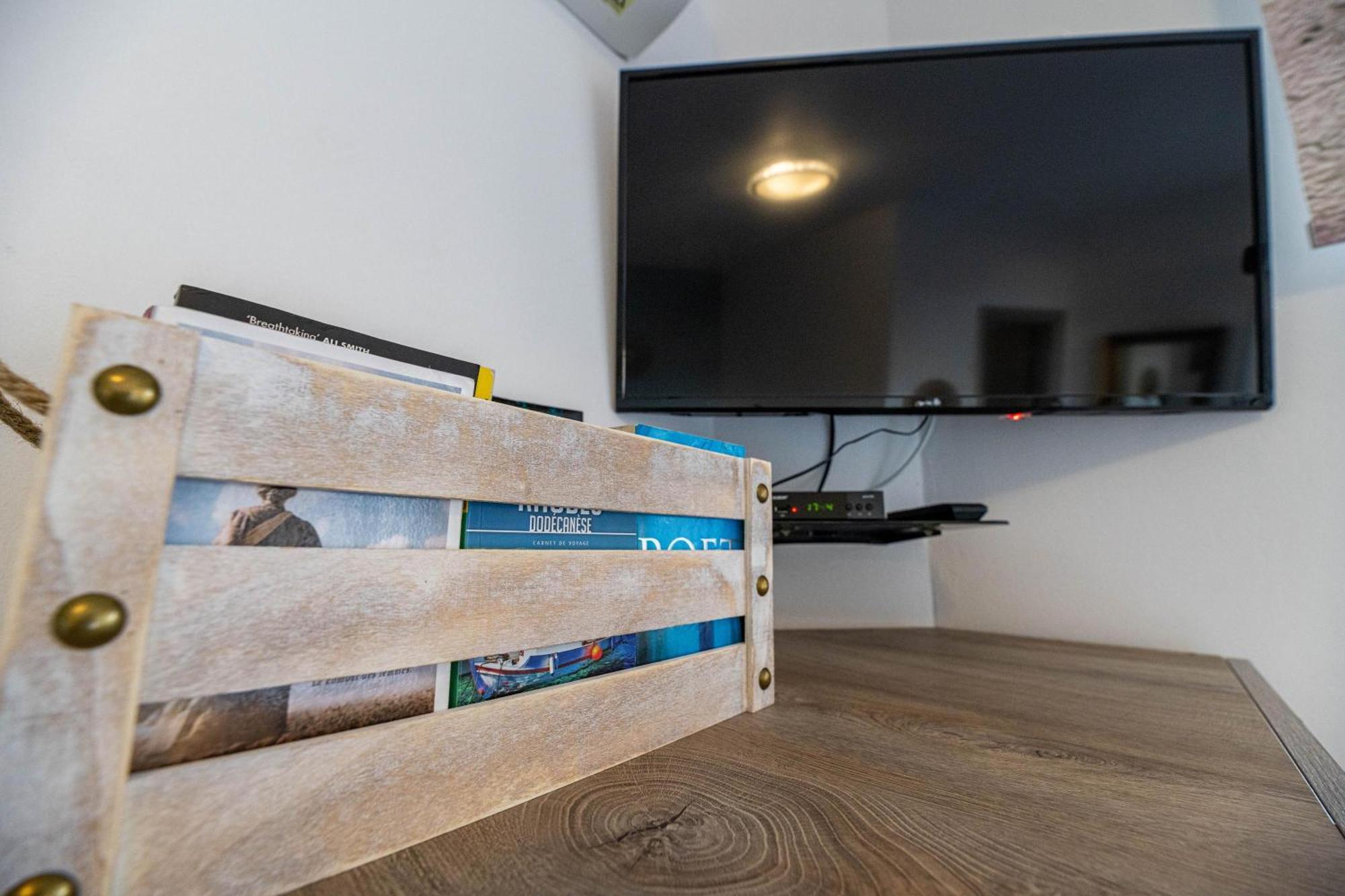 Aperanto Galazio Apartment Арханґелос Екстер'єр фото